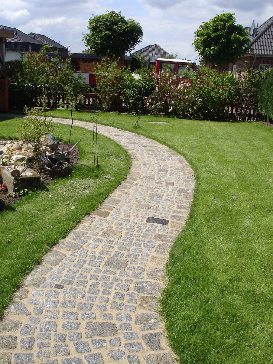 gartenweg.jpg